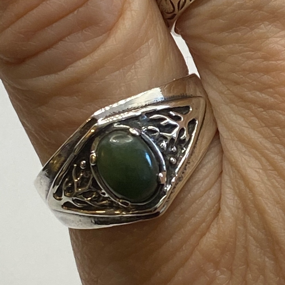 Celtic Tree of Life Ring .925 Sterling Silver w/ Genuine Jade gem made in USA - Picture 8 of 14